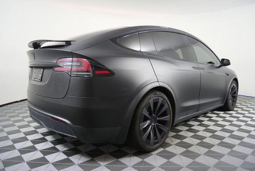 2022 Tesla Model X Plaid Tri Motor All-Wheel Drive