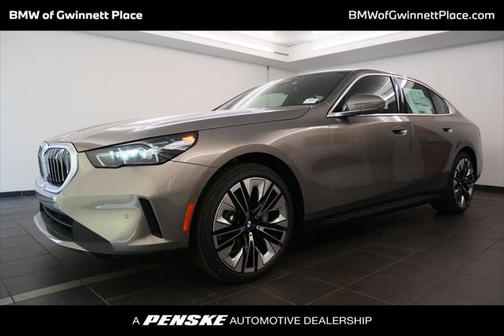 2025 BMW 530 i