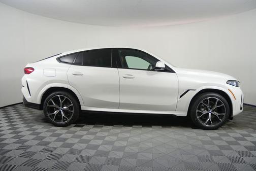 2026 BMW X6 xDrive40i