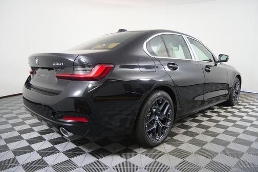 2026 BMW 330 xDrive NA