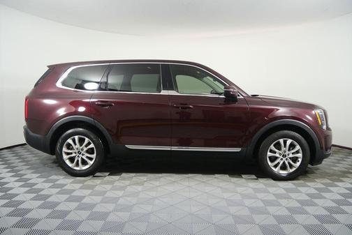 2022 Kia Telluride LX