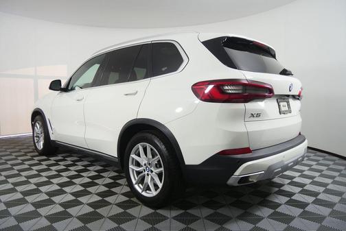 Alpine White 2020 BMW X5 xDrive40i