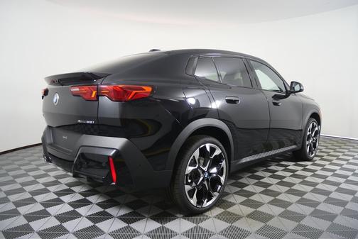 Black Sapphire Metallic 2026 BMW X2 xDrive28i