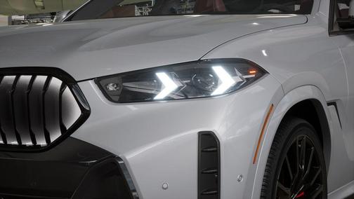 2026 BMW X6 xDrive40i