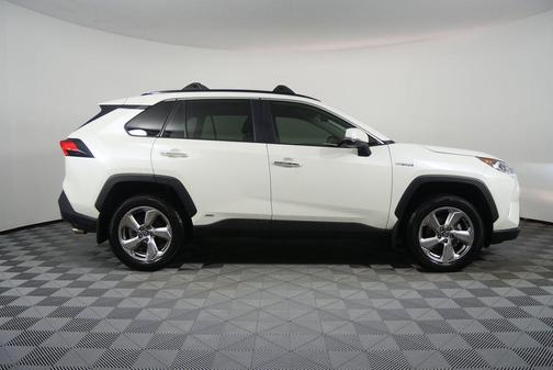 2020 Toyota RAV4 Hybrid SE