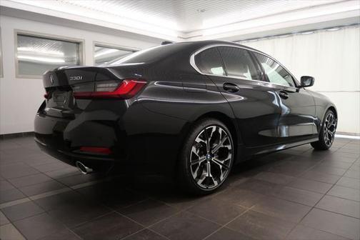 2025 BMW 330 i