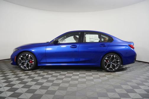 Portimao Blue Metallic 2026 BMW 330 330i