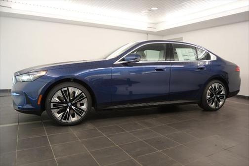 2025 BMW 530 i