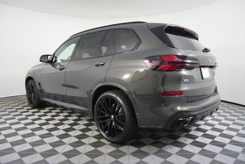 2026 BMW X5 M60i
