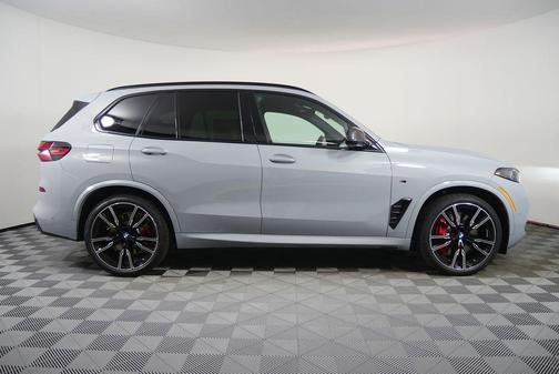 2026 BMW X5 M60i