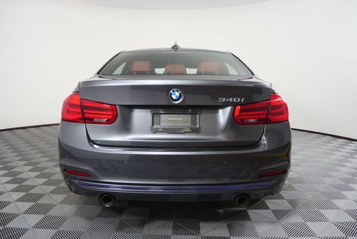 2016 BMW 340 340i