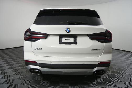 2023 BMW X3 sDrive30i
