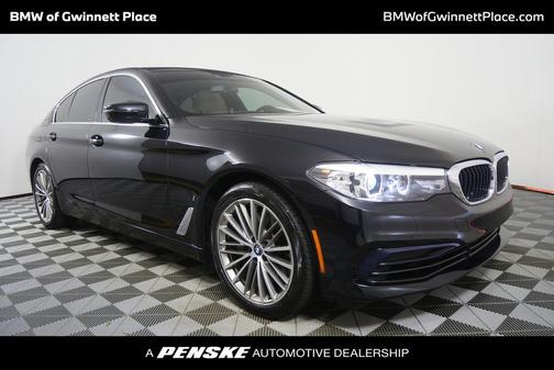 Black Sapphire Metallic 2019 BMW 530e xDrive iPerformance