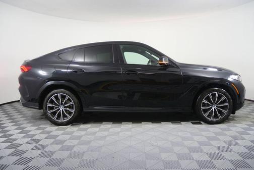 2025 BMW X6 xDrive40i
