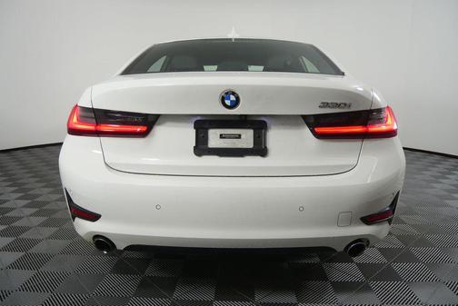 2021 BMW 330 330i