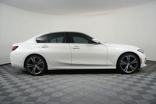 2024 BMW 330 i