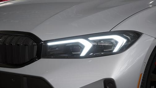 2026 BMW 330 i xDrive