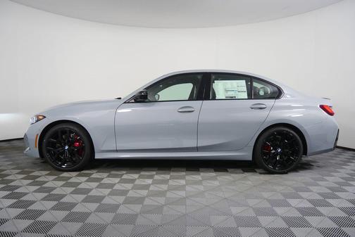 2026 BMW 330 i xDrive