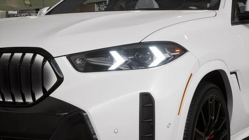 2026 BMW X6 xDrive40i