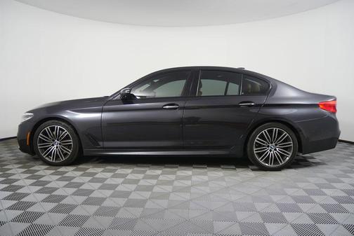2017 BMW 540 540i