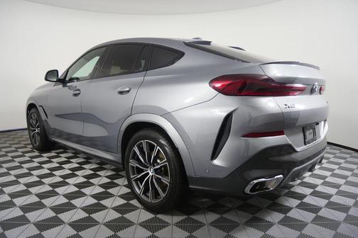 2025 BMW X6 xDrive40i