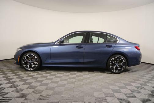 2025 BMW 330 xDrive