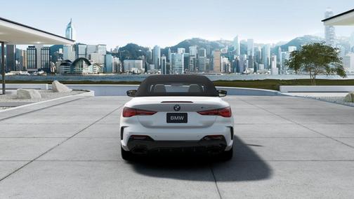 Mineral White Metallic 2027 BMW M440 i