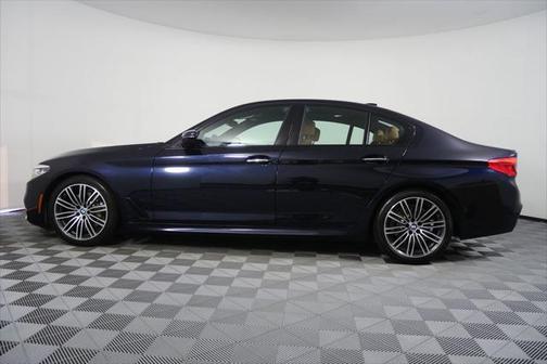 2018 BMW 530 530i