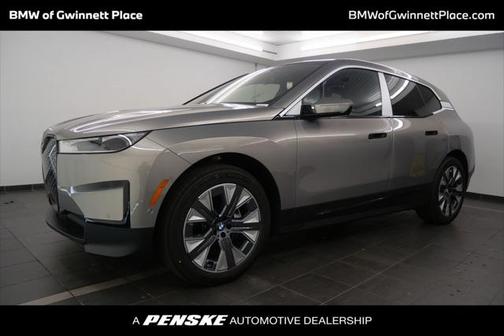 2025 BMW iX xDrive50