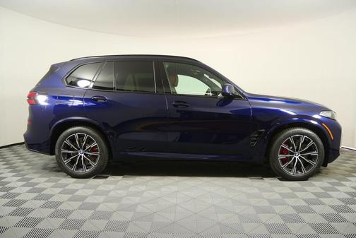 Tanzanite Blue II Metallic 2026 BMW X5 PHEV xDrive50e