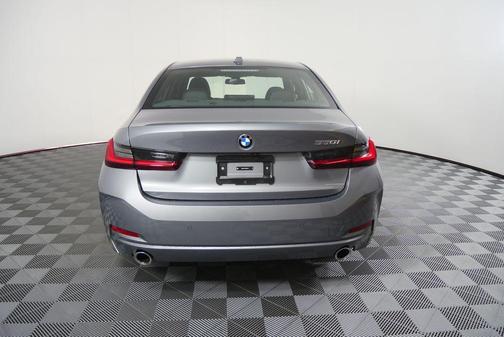 2024 BMW 330 i