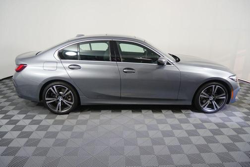2024 BMW 330 i