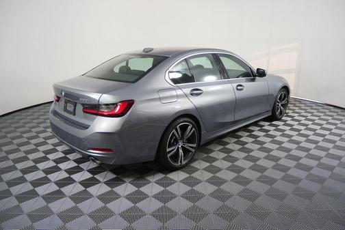 2024 BMW 330 i