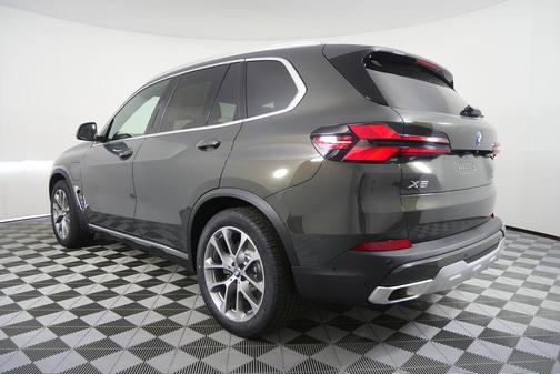 2026 BMW X5 PHEV xDrive50e