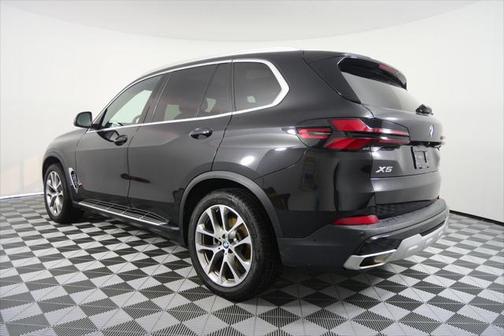 2025 BMW X5 sDrive40i