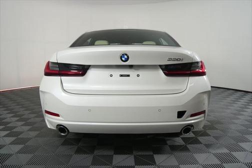 2025 BMW 330 i