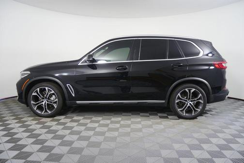 Jet Black 2022 BMW X5 sDrive40i