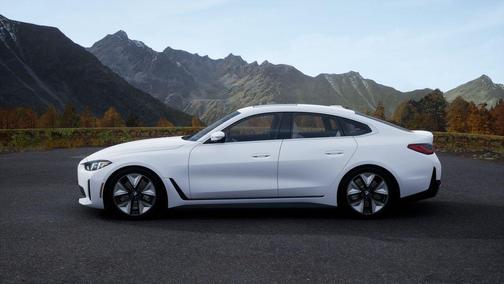 Alpine White 2026 BMW i4 Gran Coupe eDrive40