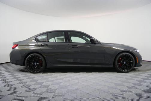 2026 BMW 330 i