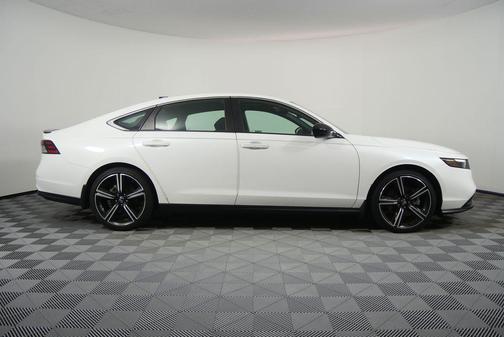 2023 Honda Accord Hybrid Base