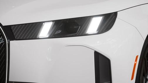 2026 BMW iX xDrive45