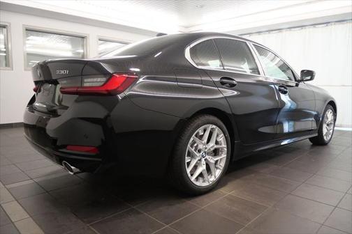 2025 BMW 330 i