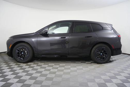 2026 BMW iX xDrive45