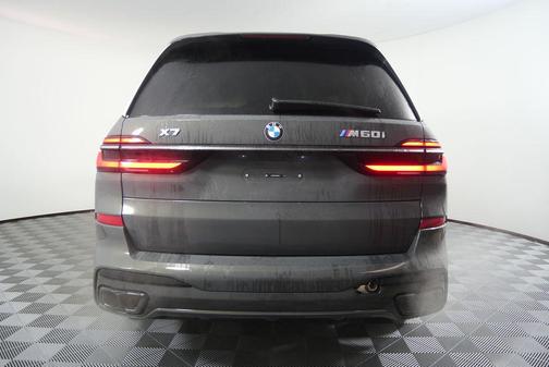 2026 BMW X7 M60i