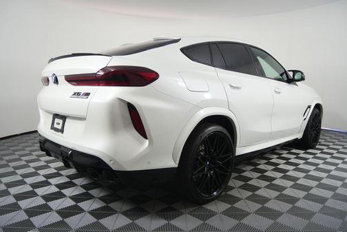 2025 BMW X6 M Base