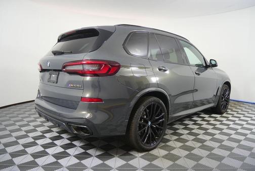 2023 BMW X5 M50i