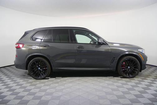 2023 BMW X5 M50i