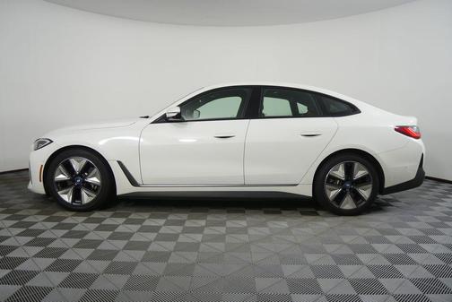 Alpine White 2023 BMW i4 Gran Coupe eDrive40