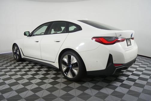 Alpine White 2023 BMW i4 Gran Coupe eDrive40