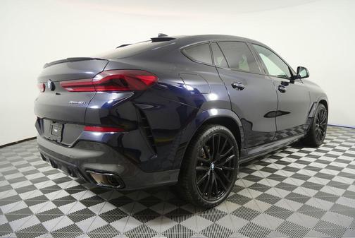 2023 BMW X6 xDrive40i